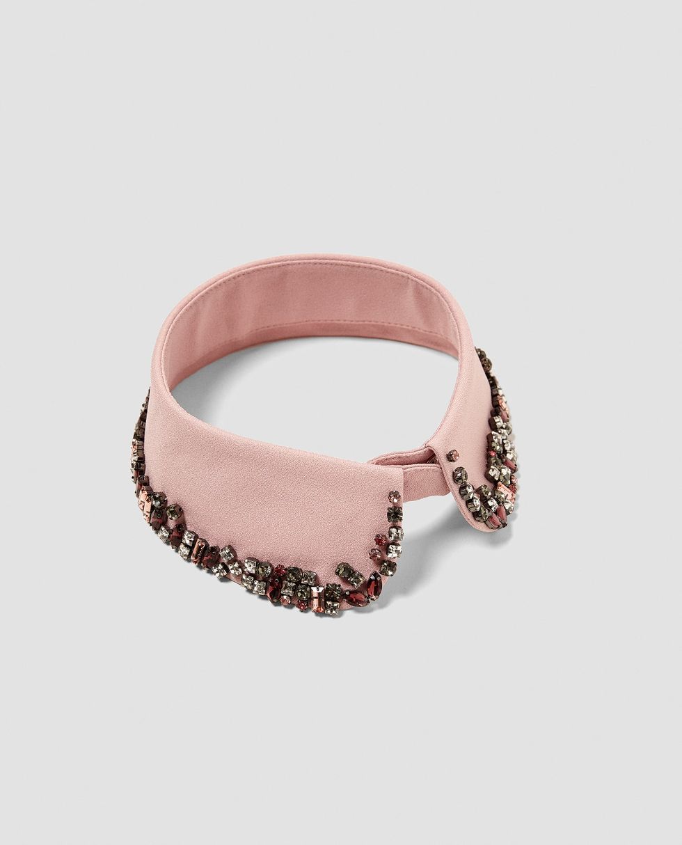 Pink, Fashion accessory, Bracelet, Jewellery, Beige, Hair accessory, Collar, Headband, Headpiece, Hair tie, 
