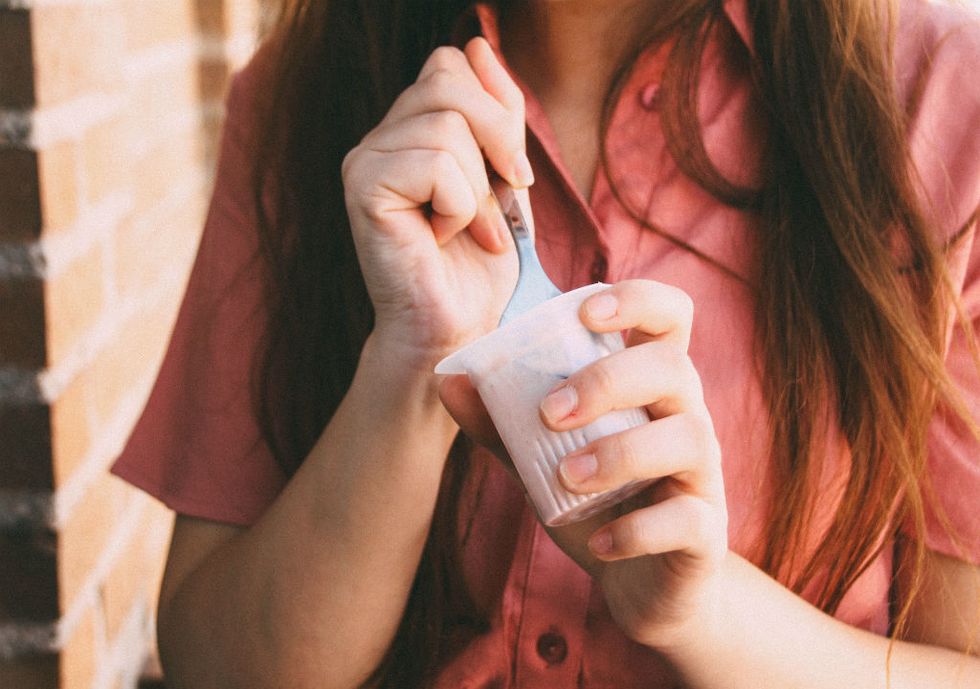 Propiedades del yogurt para combatir el acné