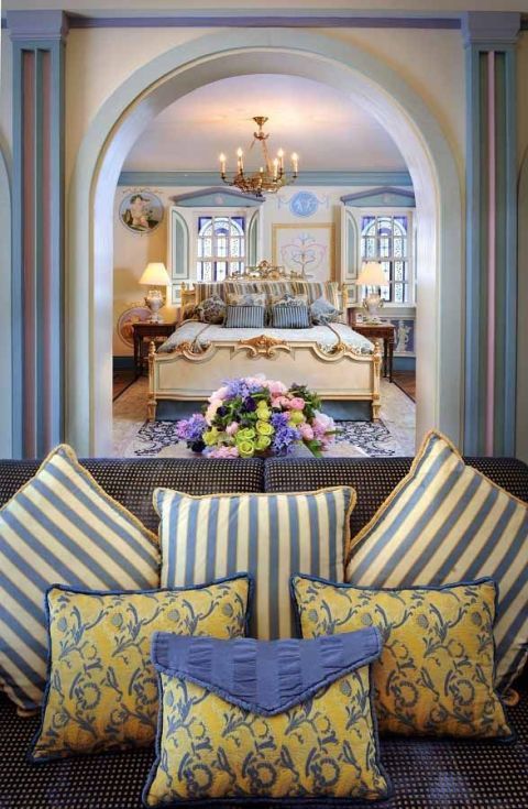 Blue, Room, Furniture, Interior design, Living room, Property, Couch, Home, Yellow, studio couch, 