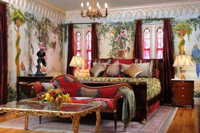 Room, Furniture, Living room, Interior design, Property, Decoration, Curtain, Building, Classic, House, 