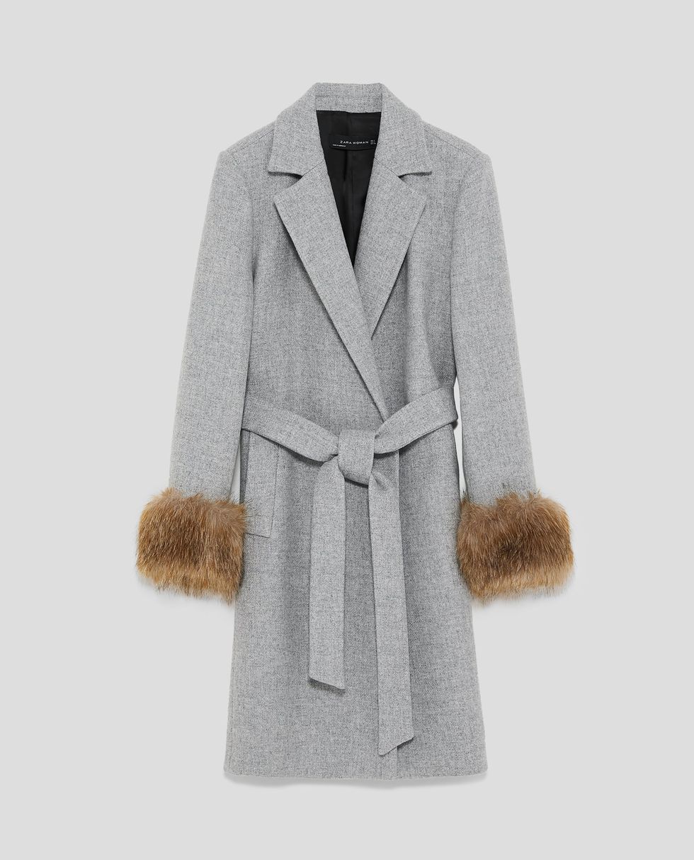 Clothing, Overcoat, Coat, Robe, Outerwear, Fur, Beige, Sleeve, Collar, Duster, 