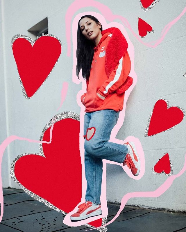 Red, Heart, Pink, Cool, Love, Organ, Lip, Footwear, Valentine's day, Leg, 