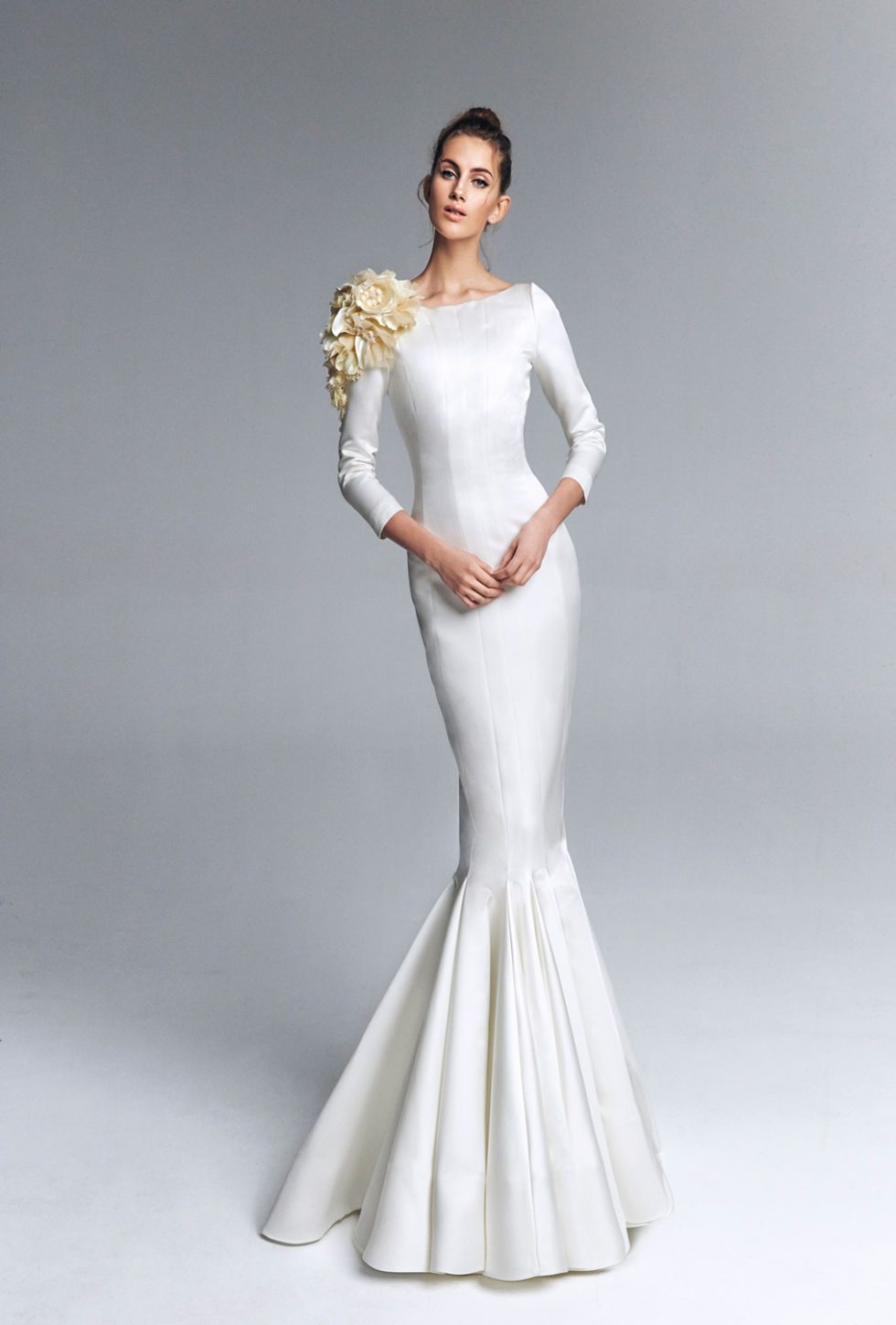 Gown, Fashion model, Clothing, Dress, Wedding dress, Shoulder, Bridal party dress, Bridal clothing, Bride, Fashion, 