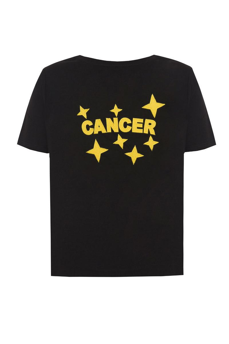T-shirt, Clothing, Black, Active shirt, Yellow, Product, Sleeve, Top, Text, Font, 