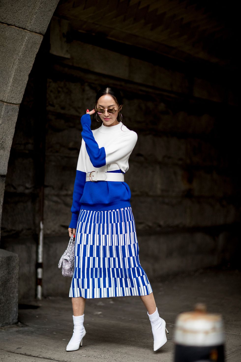 Blue, Cobalt blue, White, Clothing, Fashion, Electric blue, Footwear, Photography, Street fashion, Architecture, 
