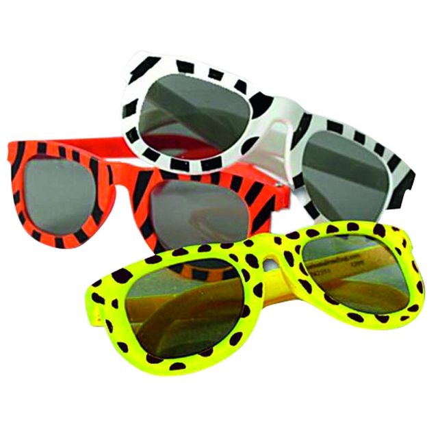Eyewear, Vision care, Product, Yellow, Photograph, Personal protective equipment, Pattern, Reflection, Orange, Black, 