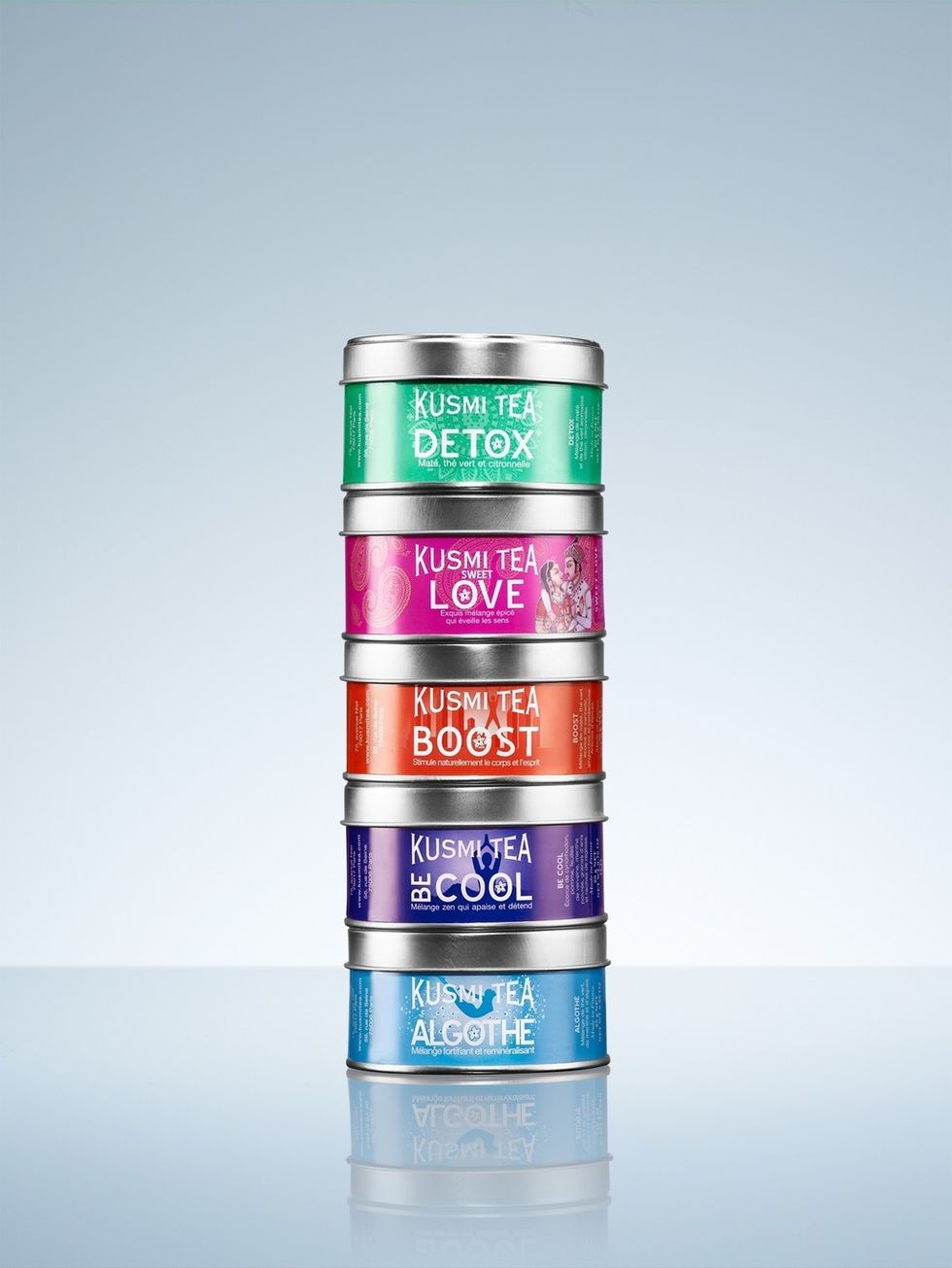 Aluminum can, Colorfulness, Beverage can, Logo, Azure, Tin can, Electric blue, Tin, Aqua, Cylinder, 