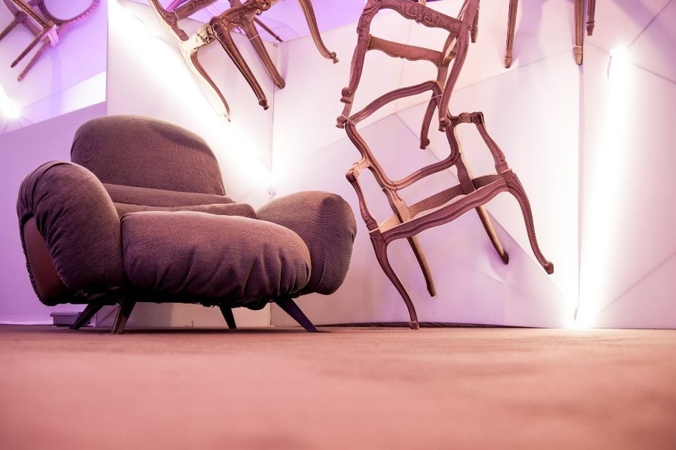 Purple, Furniture, Magenta, Chair, Violet, Armrest, Material property, Design, Club chair, 