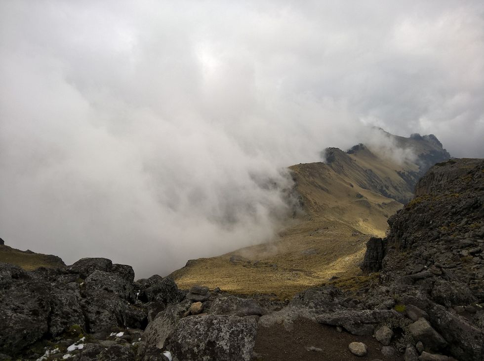 Highland, Rock, Atmospheric phenomenon, Bedrock, Geology, Outcrop, Geological phenomenon, Formation, Mist, Fell, 