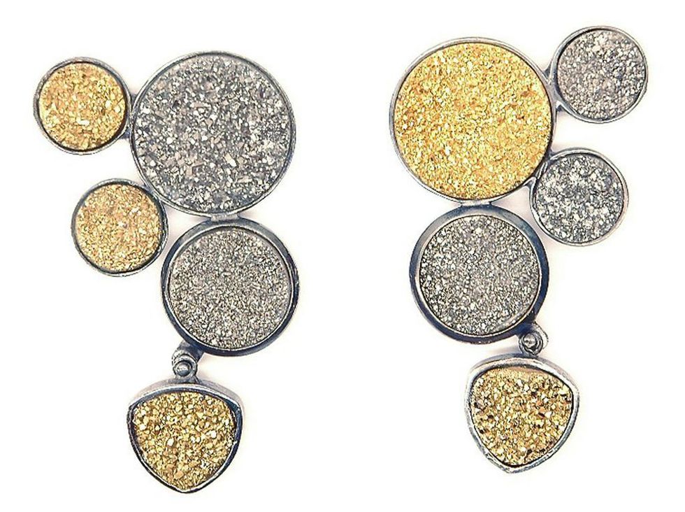 Circle, Beige, Metal, Glitter, Silver, Chemical compound, 