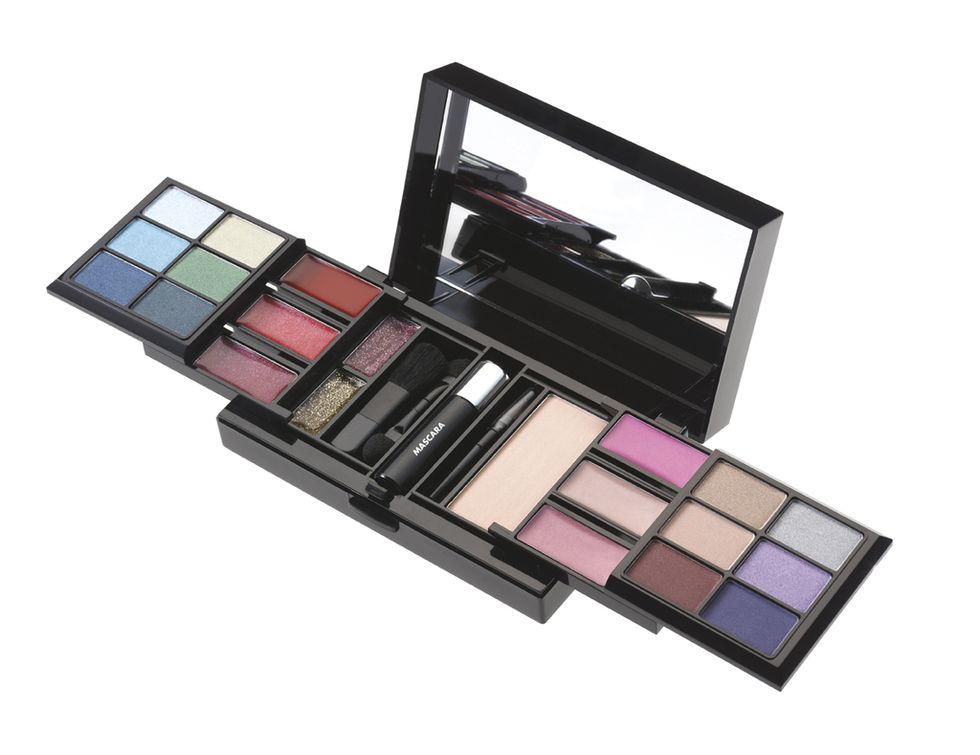 Brown, Purple, Eye shadow, Lavender, Violet, Pink, Cosmetics, Magenta, Tints and shades, Lipstick, 