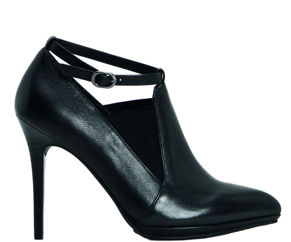 Footwear, High heels, Basic pump, Fashion, Black, Leather, Beige, Sandal, Tan, Material property, 
