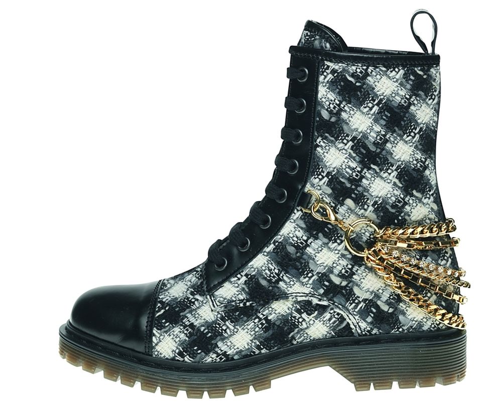 Product, Boot, White, Pattern, Fashion, Black, Grey, Fashion design, Brand, Synthetic rubber, 