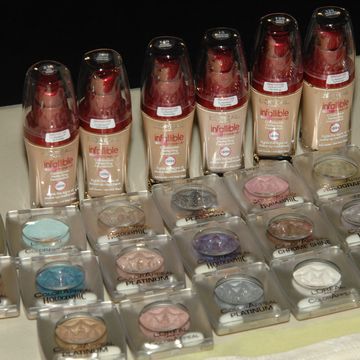 Product, Liquid, Ingredient, Bottle, Peach, Bottle cap, Collection, Condiment, Lipstick, Sweetness, 
