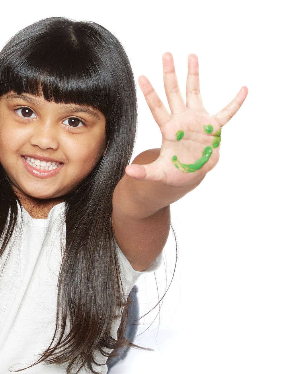 Finger, Hairstyle, Skin, Wrist, Bangs, Gesture, Black hair, Thumb, Sign language, Hime cut, 