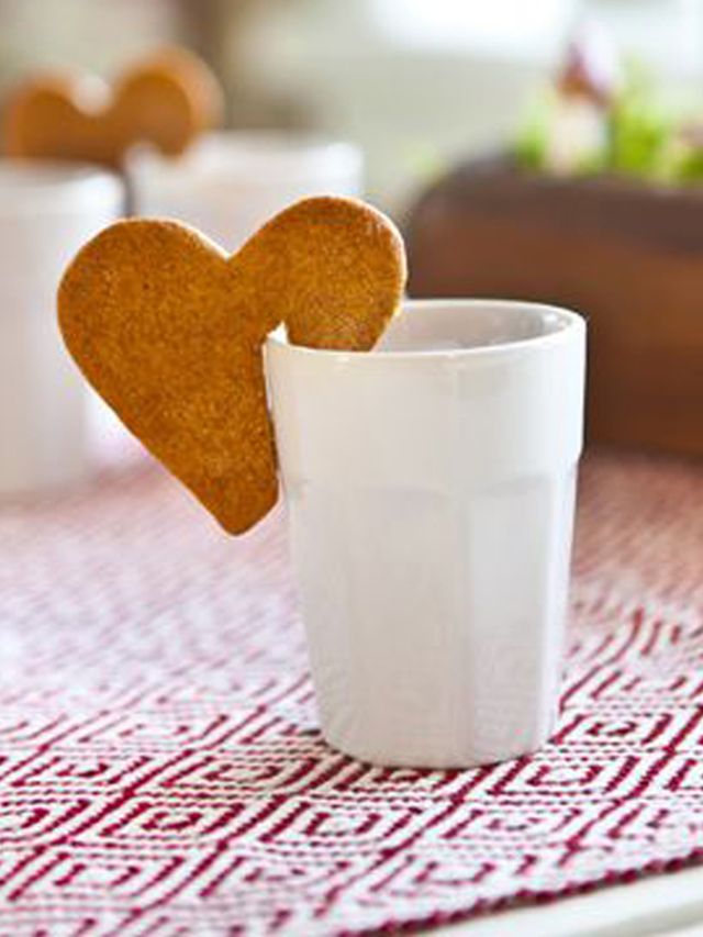 Drinkware, Heart, Houseplant, Home accessories, Cup, 