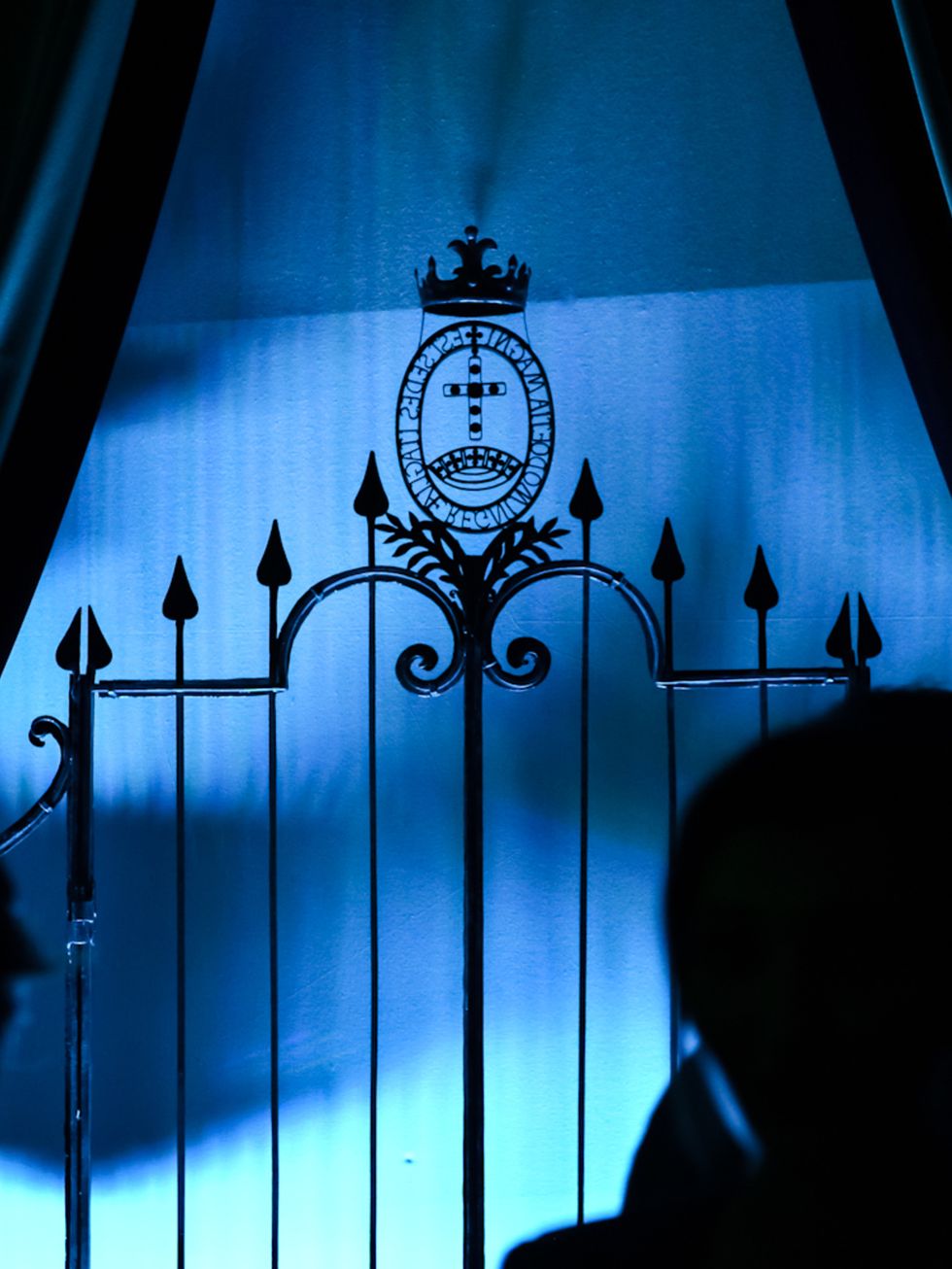 Darkness, Majorelle blue, Iron, Silhouette, Shadow, Curtain, Backlighting, 