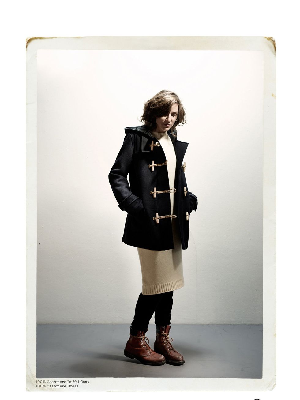 Clothing, Sleeve, Collar, Coat, Photograph, Outerwear, Style, Riding boot, Boot, Knee, 