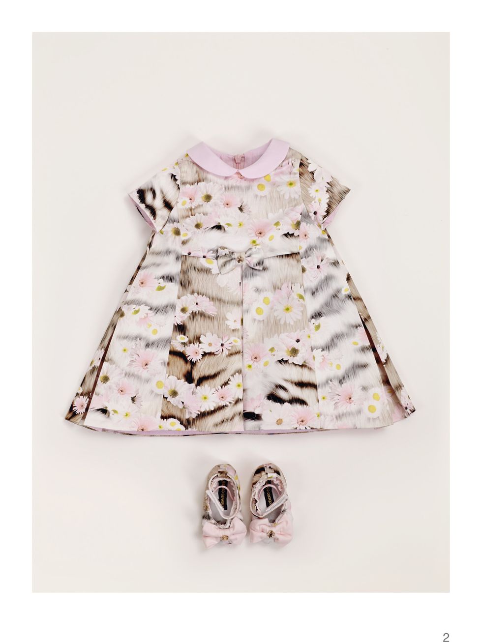 Product, Collar, Sleeve, Dress shirt, White, Pink, Pattern, Baby & toddler clothing, Jewellery, Lavender, 