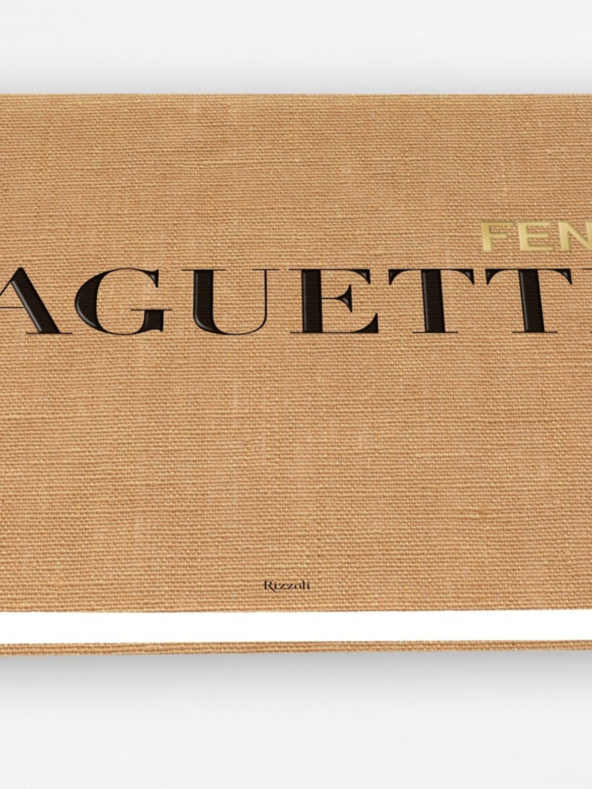 Un libro per celebrare in 15 anni della Baguette Fendi