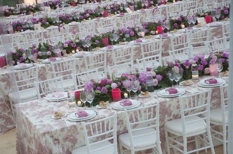 Tablecloth, Purple, Textile, Lavender, Furniture, Violet, Petal, Linens, Magenta, Table, 
