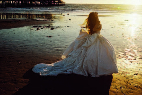 People in nature, Dress, Coastal and oceanic landforms, Sunlight, Shore, Beach, Beauty, Long hair, Morning, Reflection, 