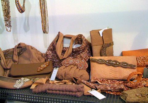 Brown, Bag, Tan, Luggage and bags, Beige, Shoulder bag, Leather, Fashion design, Collection, Baggage, 