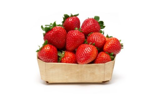 Fruit, Natural foods, Produce, Food, Strawberry, Vegan nutrition, Ingredient, Basket, Strawberries, Accessory fruit, 