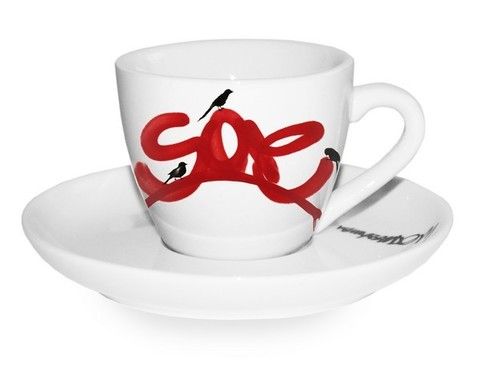Cup, Serveware, Drinkware, Dishware, Coffee cup, Teacup, Porcelain, Ceramic, Saucer, Carmine, 