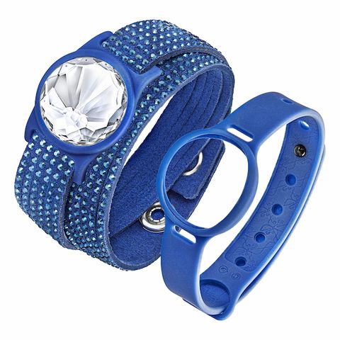 Product, Electric blue, Metal, Watch, Steel, Silver, Strap, Watch accessory, Analog watch, Natural material, 