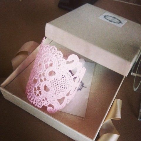 Shipping box, Lace, Box, Carton, Embellishment, Cardboard, Packing materials, Doily, Packaging and labeling, Craft, 