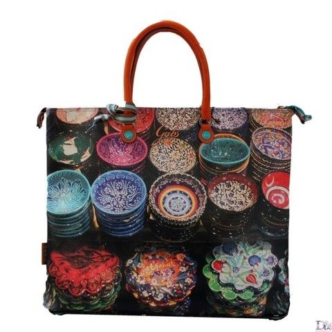 Bag, Teal, Magenta, Turquoise, Shoulder bag, Visual arts, Craft, Coquelicot, Thread, Creative arts, 