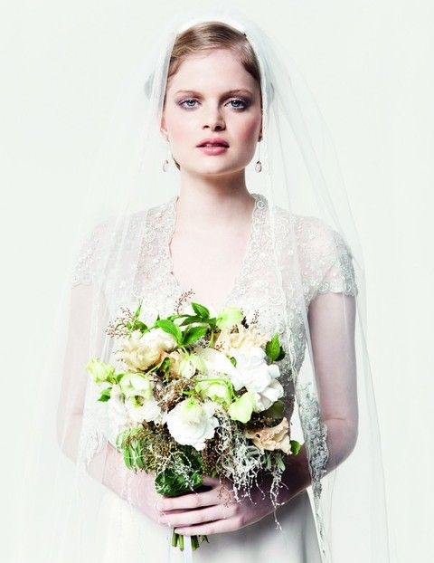 Sleeve, Shoulder, Petal, Photograph, Flower, White, Bouquet, Bridal accessory, Bridal clothing, Wedding dress, 