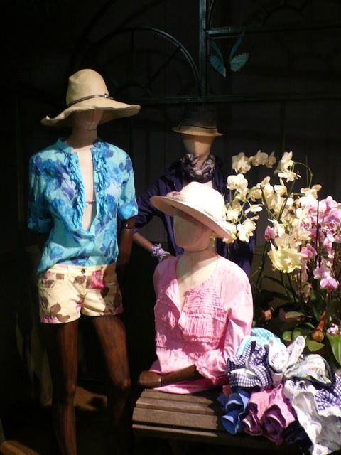 Hat, Sun hat, Petal, Headgear, Fashion accessory, Bag, Cowboy hat, Fedora, Flower Arranging, Cut flowers, 