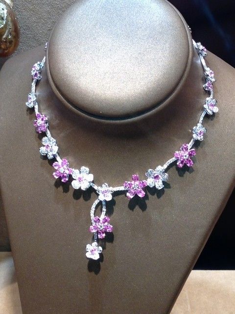 Jewellery, Brown, Fashion accessory, Natural material, Pink, Purple, Body jewelry, Violet, Lavender, Magenta, 
