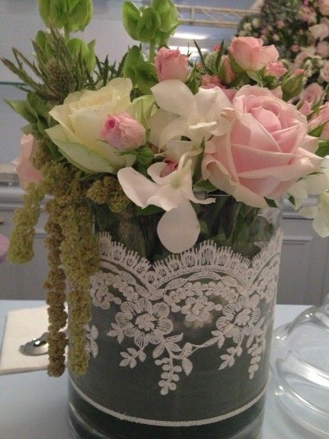 Petal, Bouquet, Flower, Pink, Cut flowers, Floristry, Flowering plant, Centrepiece, Interior design, Artifact, 