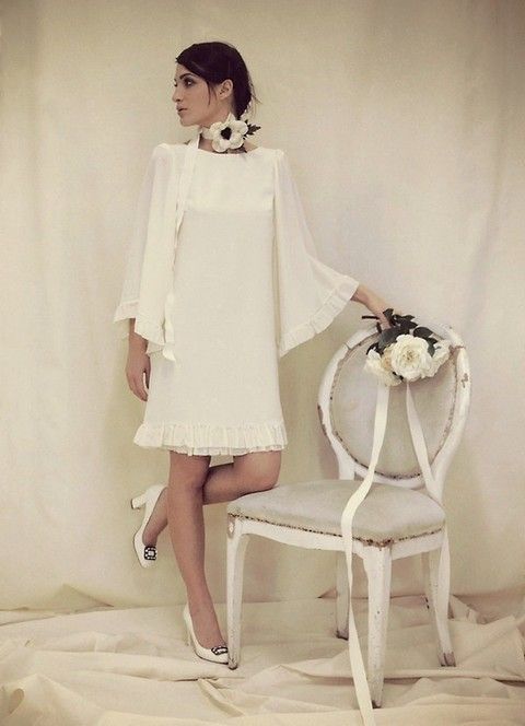 Clothing, Sleeve, Human body, Shoulder, Dress, White, Style, One-piece garment, Day dress, Vintage clothing, 