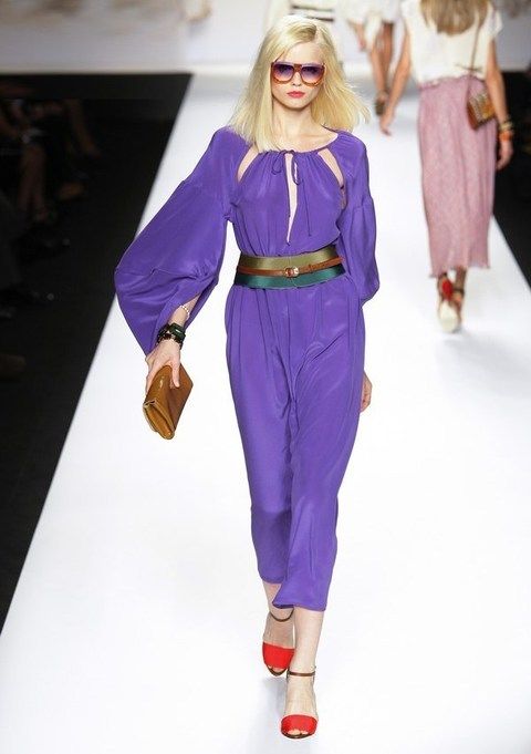 Shoulder, Outerwear, Style, Purple, Waist, Fashion show, Fashion model, Magenta, Fashion, Runway, 