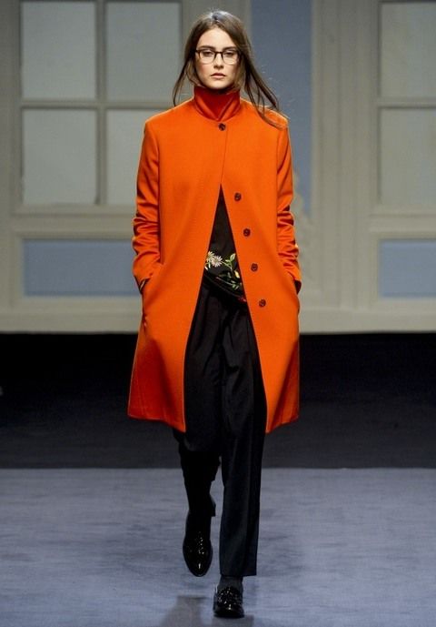 Fashion show, Outerwear, Runway, Style, Coat, Fashion model, Street fashion, Fashion, Orange, Model, 
