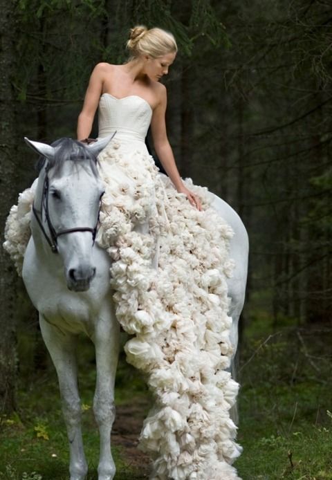 Clothing, Human, Dress, Natural environment, Shoulder, Photograph, Bridal clothing, Wedding dress, Strapless dress, Gown, 