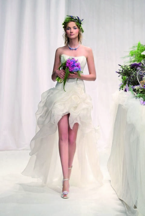 Shoulder, Dress, Shoe, Textile, Joint, Petal, Style, Strapless dress, High heels, Bridal clothing, 