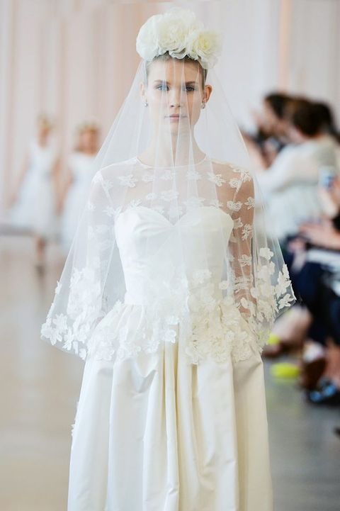 Bridal veil, Veil, Bridal clothing, Textile, Dress, Bridal accessory, Wedding dress, Bride, Gown, Headpiece, 