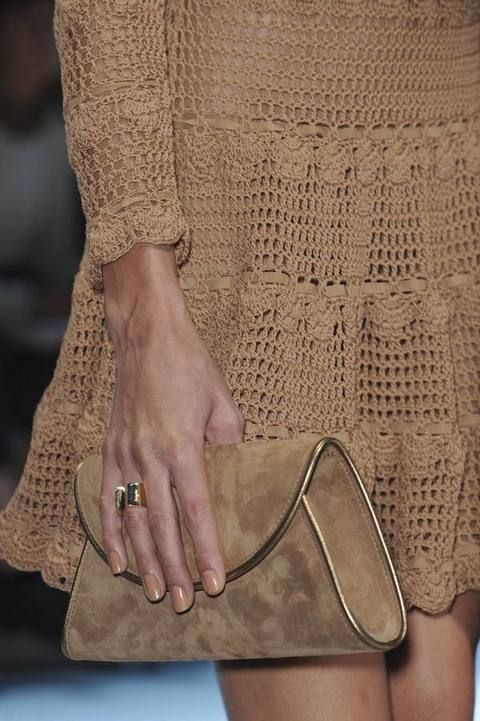 Finger, Brown, Textile, Joint, Wrist, Pattern, Fashion, Nail, Khaki, Tan, 