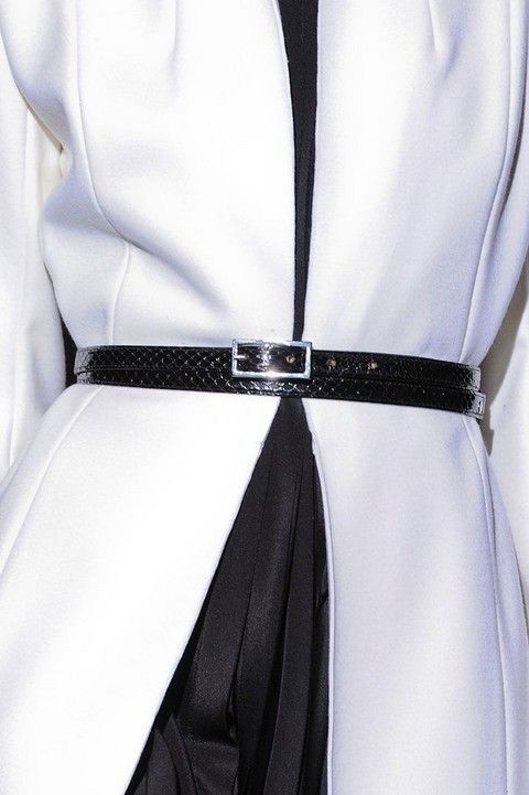 Collar, Textile, White, Fashion, Satin, Fashion design, Belt, Button, Silk, Embellishment, 