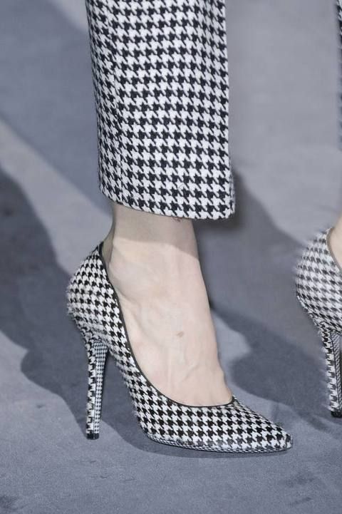 Blue, Pattern, Joint, White, Style, Fashion, Black, Grey, High heels, Foot, 