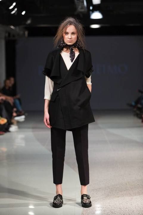 Clothing, Footwear, Sleeve, Shoulder, Fashion show, Collar, Outerwear, Coat, Style, Runway, 