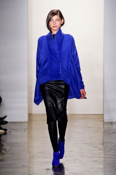 Clothing, Blue, Sleeve, Textile, Outerwear, Style, Floor, Electric blue, Fashion show, Purple, 