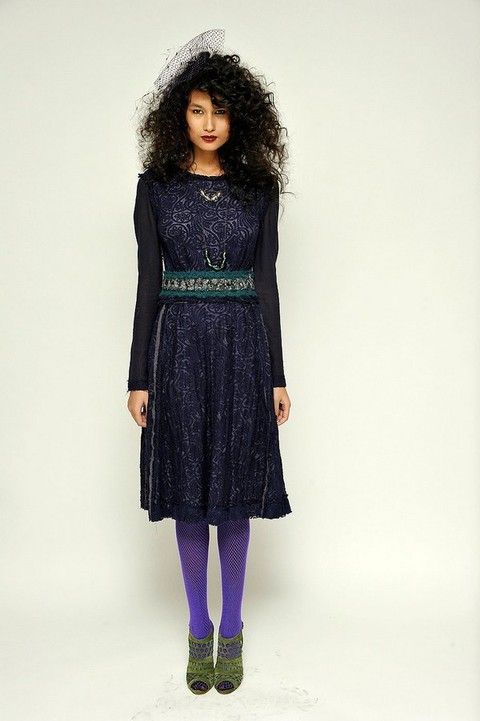 Clothing, Sleeve, Shoulder, Dress, Joint, Purple, Style, Jheri curl, One-piece garment, Ringlet, 