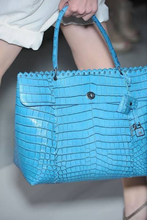 Blue, Bag, White, Style, Turquoise, Fashion accessory, Aqua, Teal, Electric blue, Pattern, 