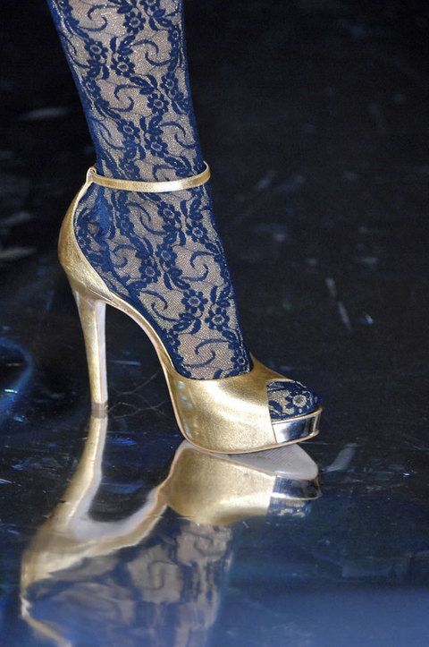 Blue, Human leg, Joint, Electric blue, Cobalt blue, High heels, Ankle, Foot, Bridal shoe, Basic pump, 